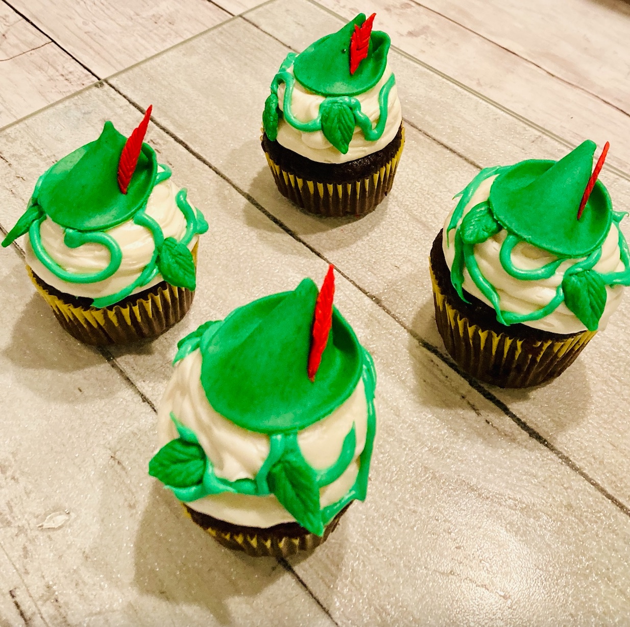 Peter Pan Cupcakes - Pixie Dust & Posies